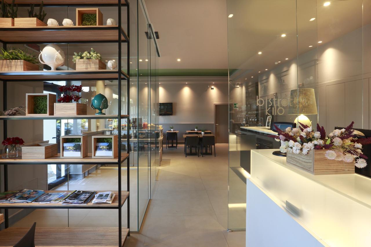 Hotel Aloisi เลชเช ภายนอก รูปภาพ